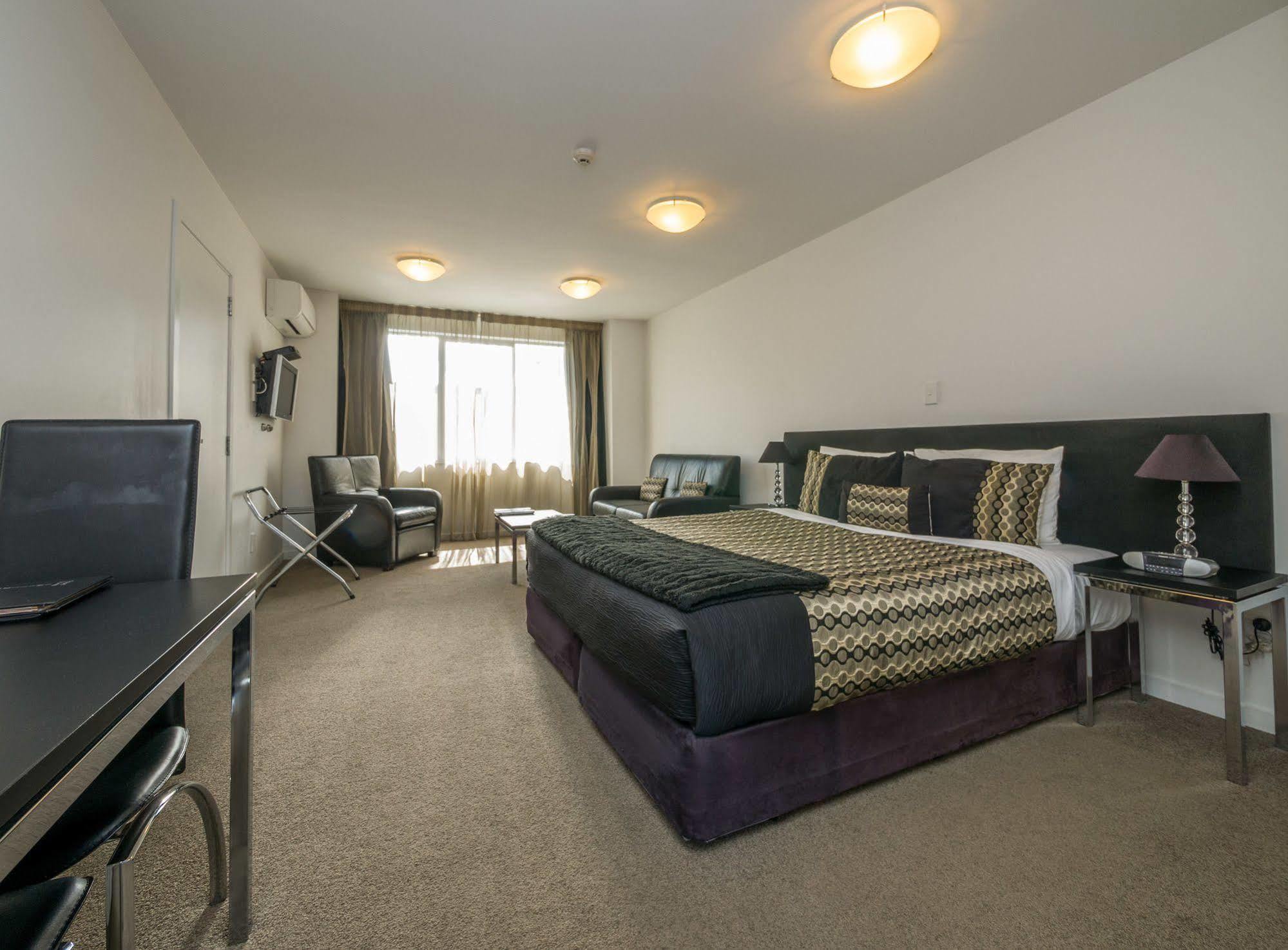 Bellano Motel Suites Christchurch Eksteriør bilde A typical room at the hotel